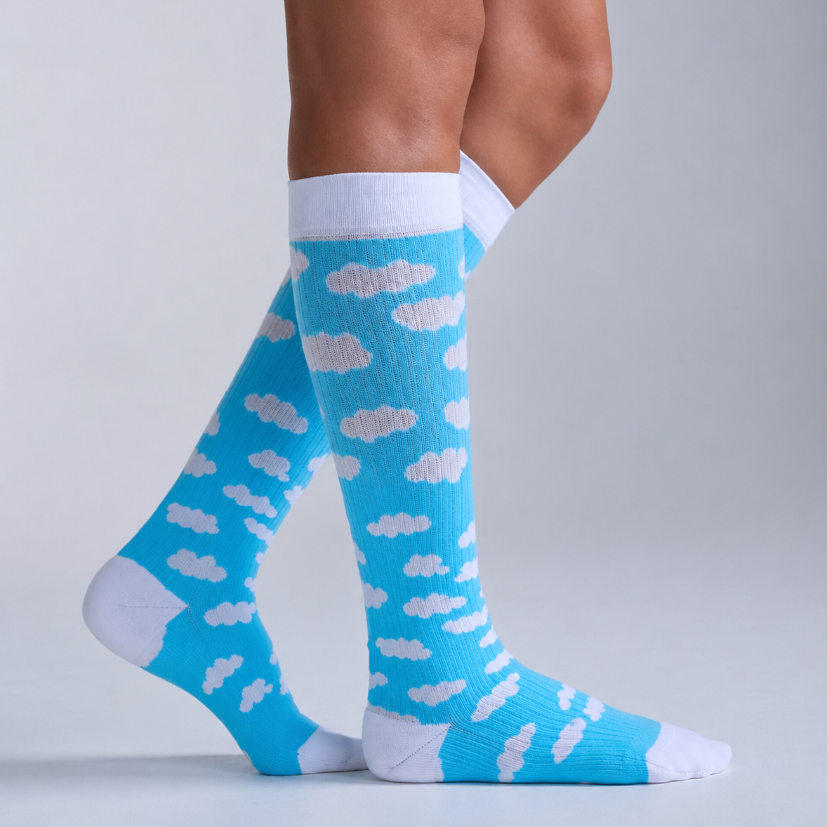 Cloud Pattern Knee-High Compression Socks for Everyday Comfort and Leg Support