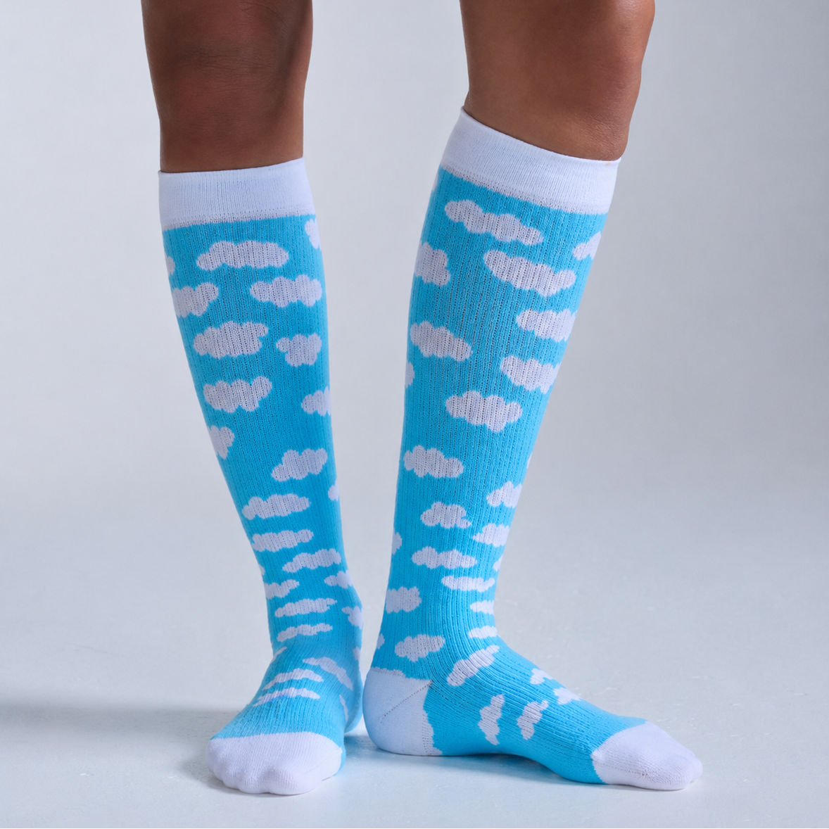 Cloud Pattern Knee-High Compression Socks for Everyday Comfort and Leg Support